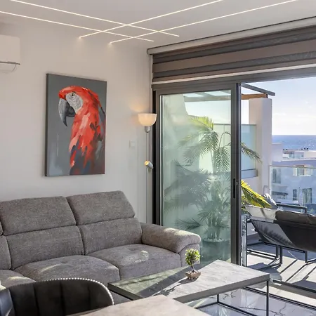 Apartament Hiddengems Residences 202 - The Lxr Penthouse - Pool & Steps To