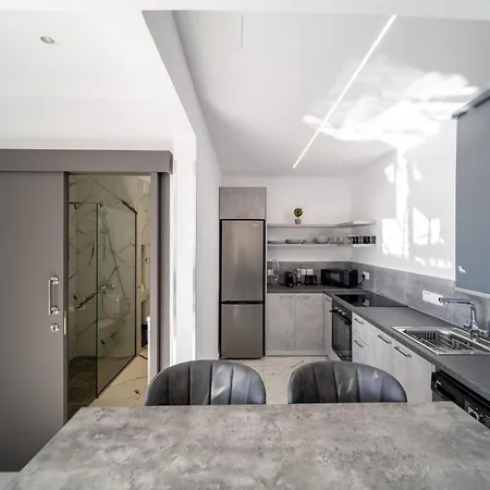 Διαμέρισμα Hiddengems Residences 202 - The Lxr Penthouse - Pool & Steps *